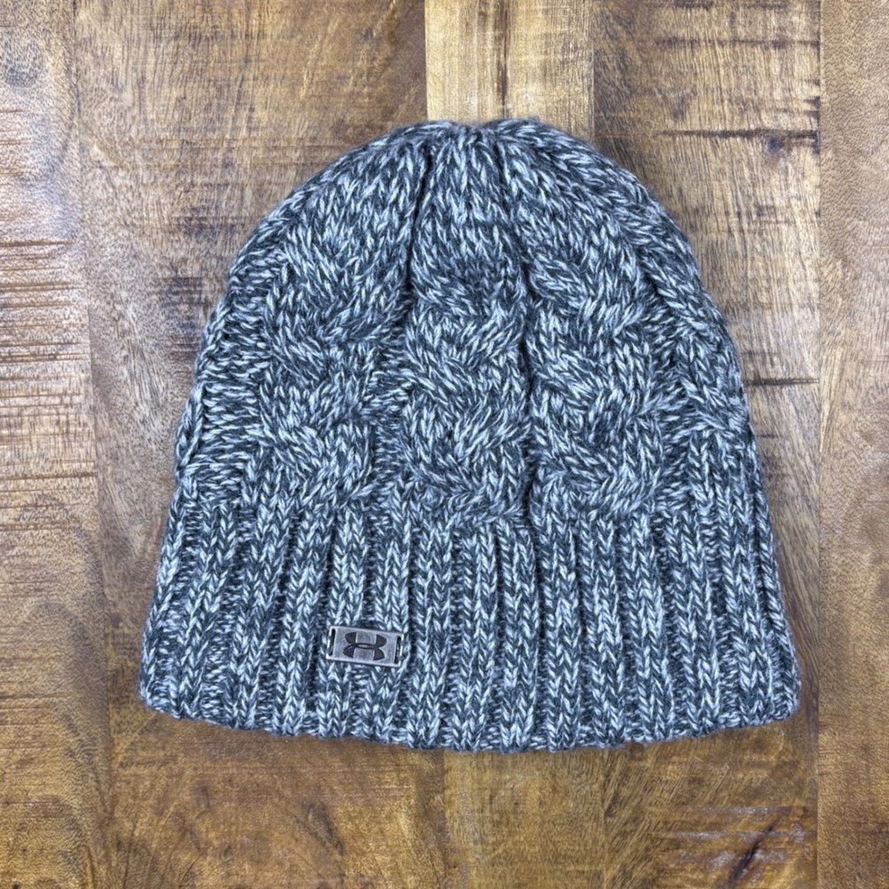 Under Armour Womens Gray Cable Knit Fleece‎ Lined Beanie Hat OSFA Winter Sports